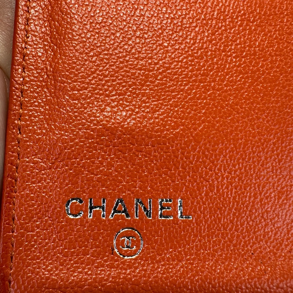 CHANEL CC Diamond Embossed Coral Leather Wallet SHW Sticker #11 2006-08 COA - Picture 4 of 13